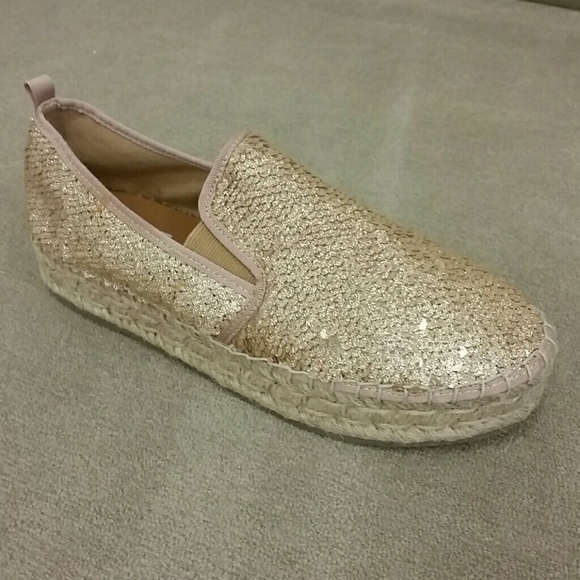 Steve Madden Shoes - Steve Madden Popping Gold Sequined Platform espadr